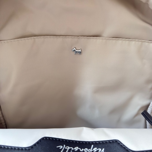 Finsbury Park Black Quilt Ziptop Backpack - Picture 6 of 7